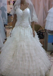 Свадебное платье 7000 руб