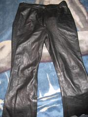 Продам  черные кожаные штаны-клеш
